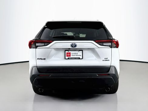Used 2020 Toyota RAV4 LE AWD/4WD image 6