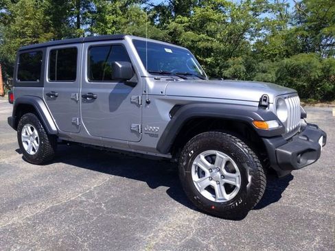 Used 2020 Jeep Wrangler Unlimited Sport S AWD/4WD image 2