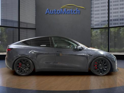 Used 2025 Tesla Model Y Performance AWD/4WD image 12