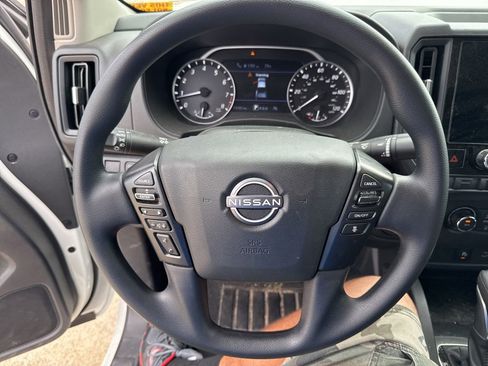 Used 2025 Nissan Frontier S image 21