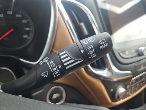 Used 2019 Chevrolet Equinox Premier FWD image 46