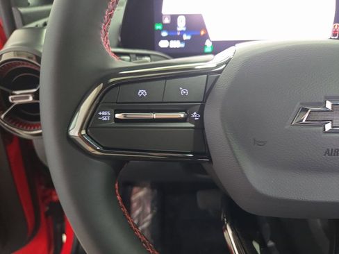 New 2025 Chevrolet Equinox EV RS w/ Convenience Package II FWD image 20