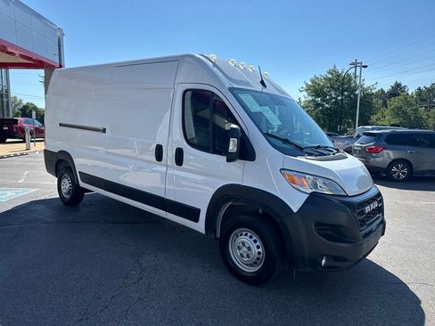 Used 2026 RAM ProMaster 2500 w/ Convenience Group FWD image 7