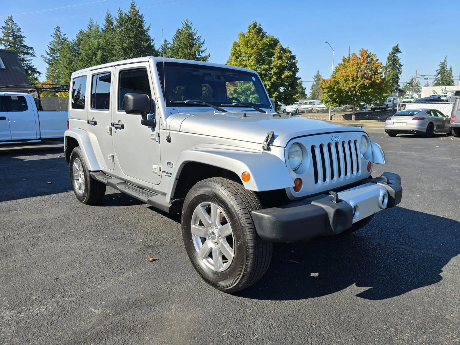 Used 2011 Jeep Wrangler Unlimited 70th Anniversary w/ Dual Top Group AWD/4WD image 7