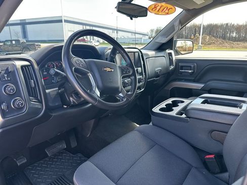Used 2018 Chevrolet Silverado 1500 LT w/ All Star Edition AWD/4WD image 11