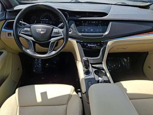 Used 2019 Cadillac XT5 Luxury AWD/4WD image 11