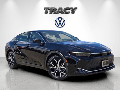 Used 2024 Toyota Crown AWD/4WD image 2