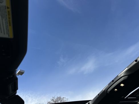 Used 2024 Jeep Wrangler Unlimited Rubicon 4xe image 37