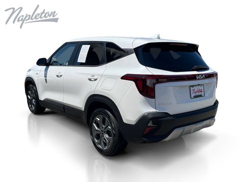Used 2026 Kia Seltos LX FWD image 3