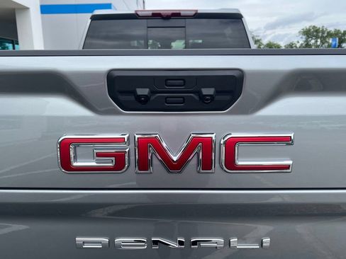 New 2026 GMC Sierra 2500 Denali w/ Denali Reserve Package AWD/4WD image 6