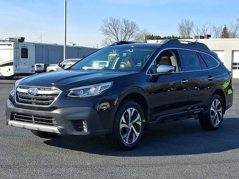 Used 2022 Subaru Outback Touring AWD/4WD image 6