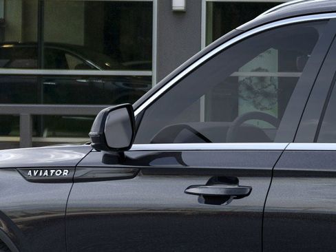 New 2026 Lincoln Aviator AWD image 20