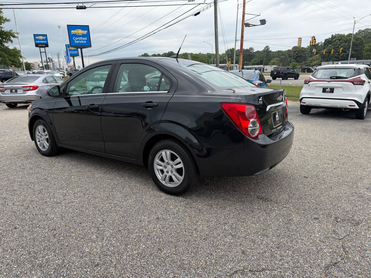 Used 2014 Chevrolet Sonic LT FWD image 26