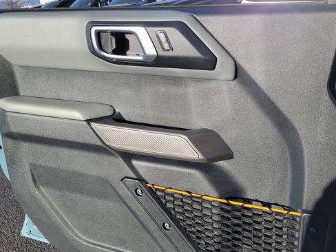 Used 2023 Ford Bronco Badlands w/ Sasquatch Package image 7