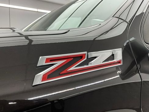 Used 2019 Chevrolet Silverado 1500 LT w/ All-Star Edition image 21