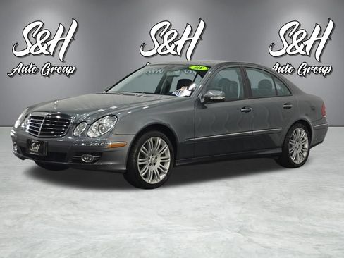 Used 2008 Mercedes-Benz E 550 4MATIC Sedan image 13