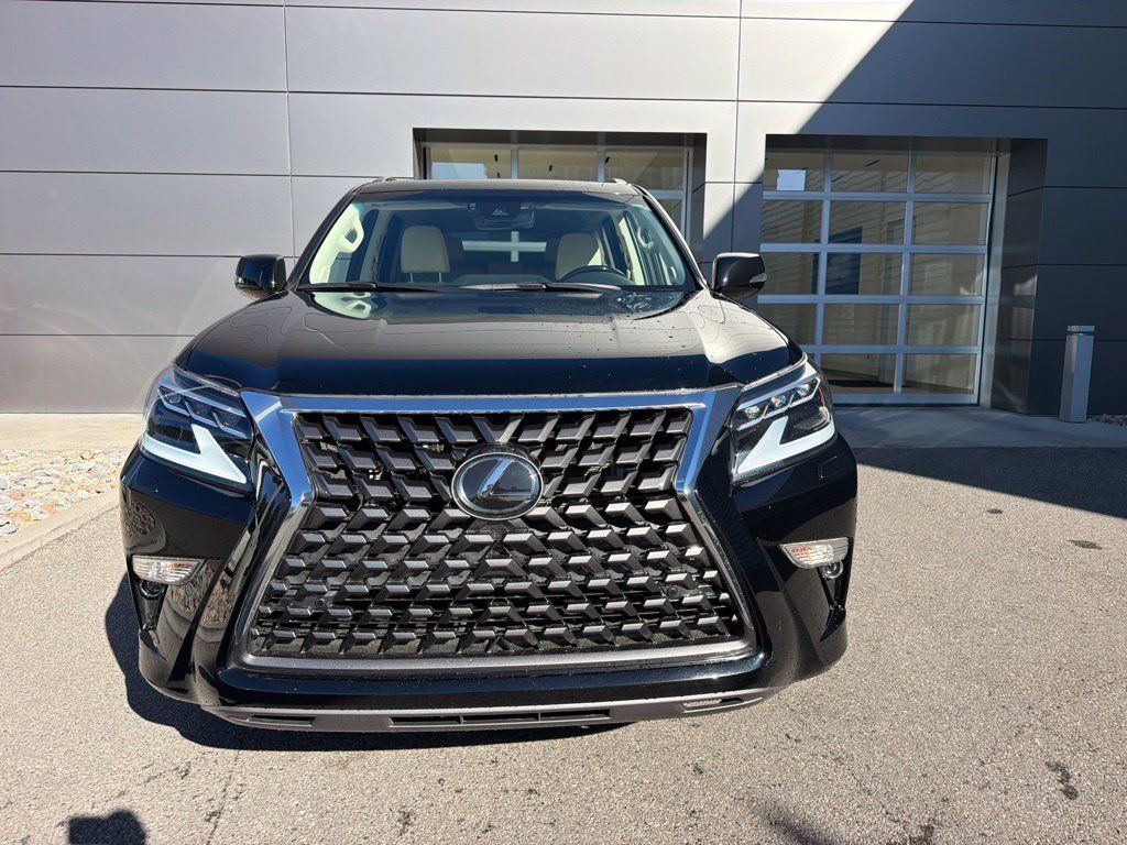Used 2021 Lexus GX 460 Premium w/ Premium Plus Package AWD/4WD image 2