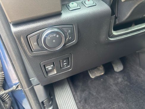 Used 2018 Ford Expedition Max XLT AWD/4WD image 13