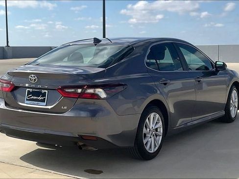 Used 2024 Toyota Camry LE image 2
