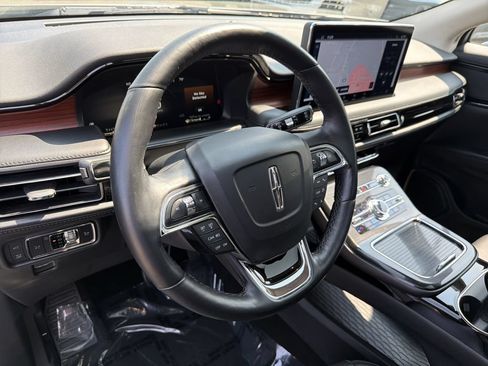 Certified 2022 Lincoln Nautilus Reserve AWD/4WD image 21
