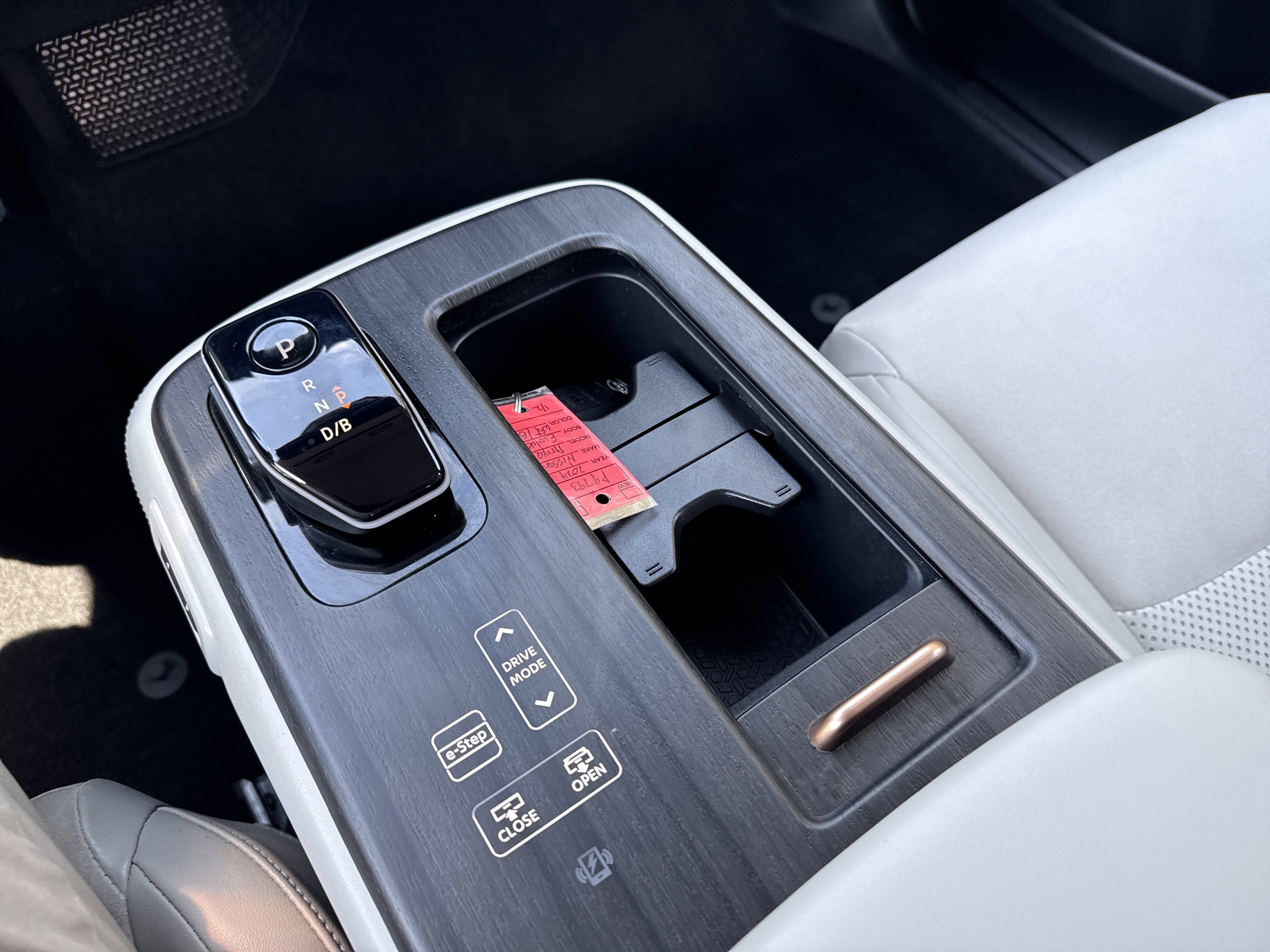 Certified 2024 Nissan Ariya AWD image 22