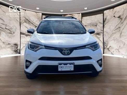 Used 2017 Toyota RAV4 XLE w/ Carpet Mat Package AWD/4WD image 5