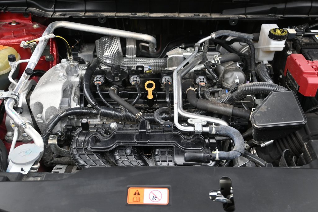 Used 2025 Mitsubishi Outlander SE AWD/4WD image 26
