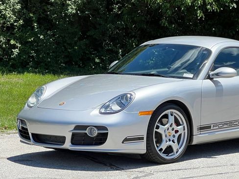 Used 2007 Porsche Cayman S RWD image 12