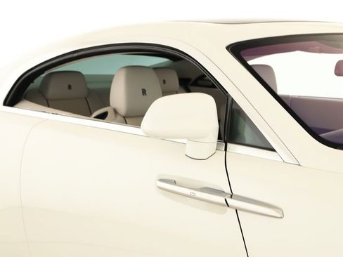 Used 2015 Rolls-Royce Wraith Base image 34