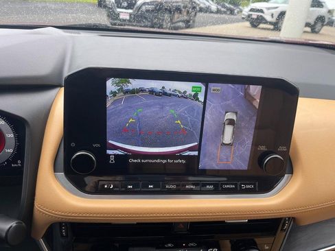Used 2023 Nissan Rogue Platinum AWD/4WD image 34