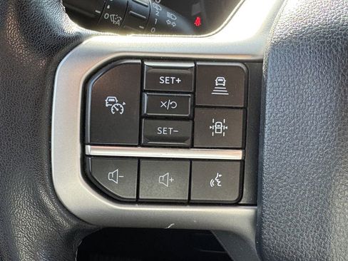 Certified 2024 Ford Expedition Limited image 18