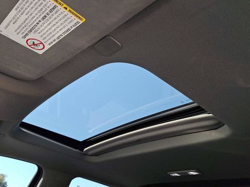 Used 2022 GMC Sierra 2500 Denali w/ Denali Ultimate Package image 15