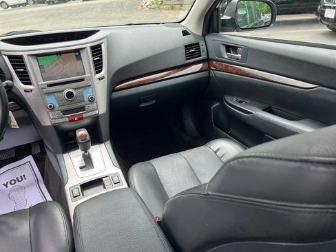 Used 2013 Subaru Legacy 2.5i Limited AWD/4WD image 18