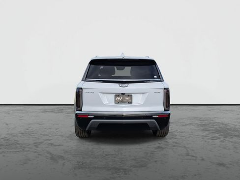 New 2026 Cadillac Vistiq Luxury image 7