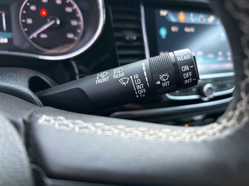 Used 2017 Buick Encore Premium w/ Experience Buick Package image 20