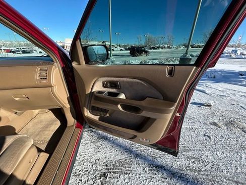 Used 2005 Honda Pilot EX image 26