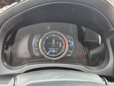 Used 2018 Lexus IS 300 F Sport w/ F Sport Package image 16