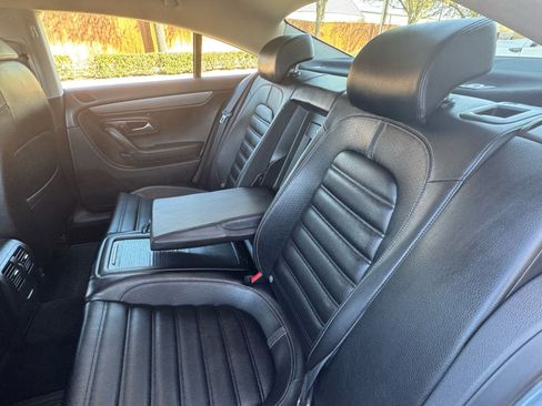 Used 2012 Volkswagen CC Sport image 28