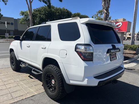 Used 2016 Toyota 4Runner Trail image 6