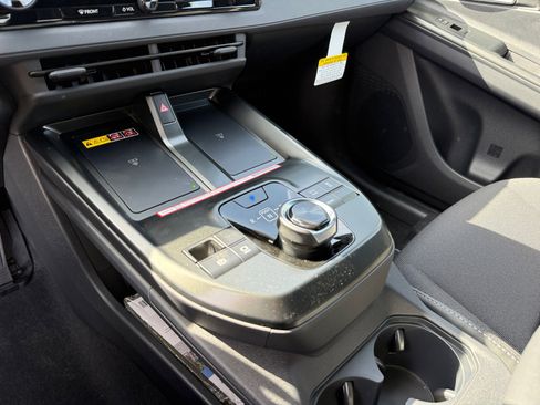 New 2026 Subaru Uncharted Premium FWD image 13