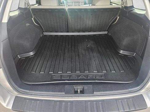 Used 2014 Subaru Outback 2.5i Premium w/ Accessory Value Package (OY1) image 6