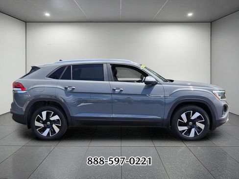 Used 2026 Volkswagen Atlas Cross Sport SE AWD/4WD image 6