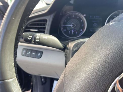 Used 2020 Hyundai Elantra Value Edition w/ Cargo Package (C1) image 24