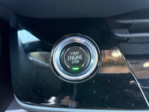 Used 2024 Buick Envision Preferred AWD/4WD image 25