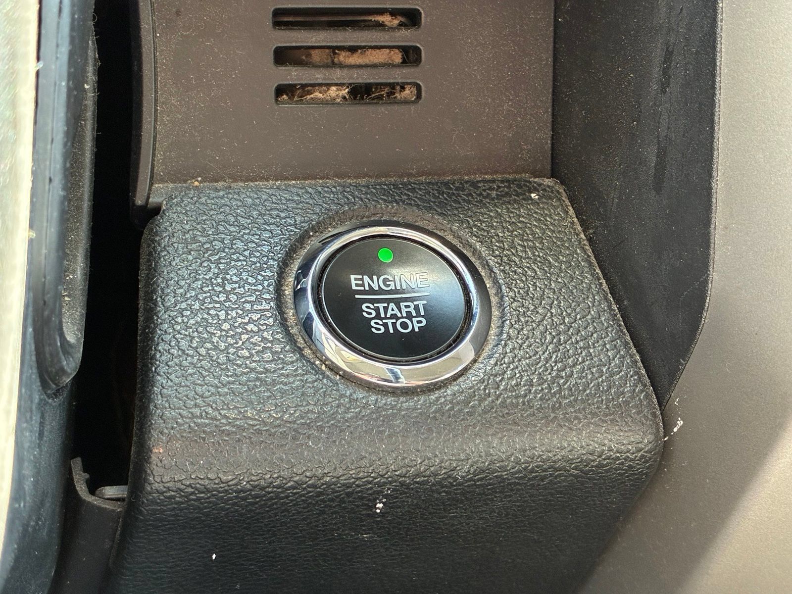 Used 2020 Ford F150 Lariat AWD/4WD image 10