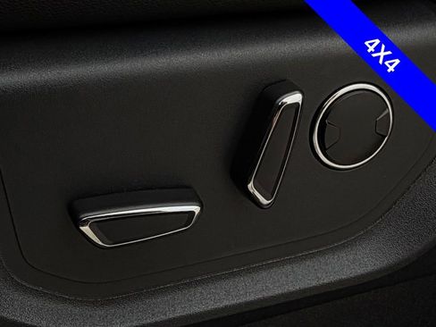 Used 2022 Ford Expedition Limited AWD/4WD image 7