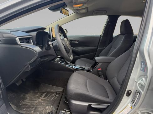 Used 2020 Toyota Corolla LE image 17