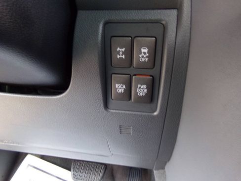 Used 2008 Lexus LX 570 4WD image 32