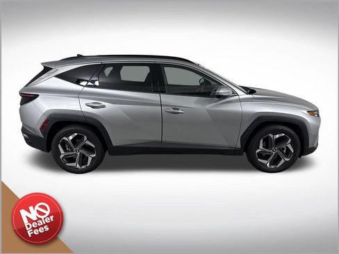 Used 2022 Hyundai Tucson Limited w/ Cargo Package FWD image 2