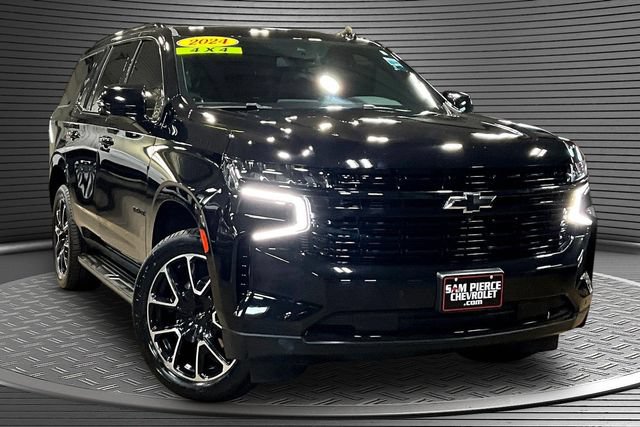 Used 2024 Chevrolet Tahoe RST w/ Luxury Package AWD/4WD image 3